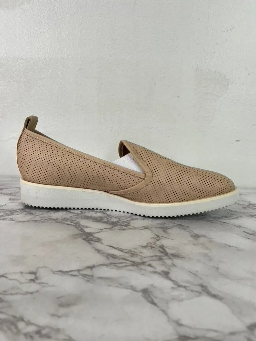 Everlane Women's Pink Pointed Perforated Street Shoes Sz 10